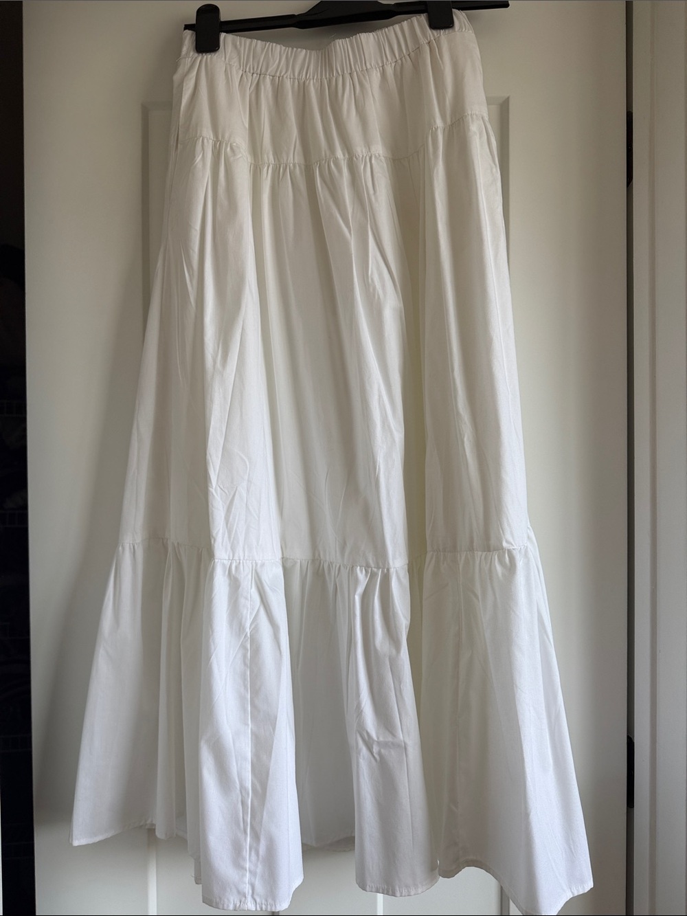 Abercrombie and fitch white petite midi skirt
